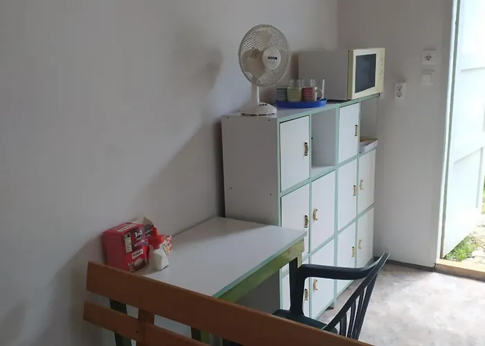 Rempin - Rantin Egyebszallas 营地 Bázakerettye