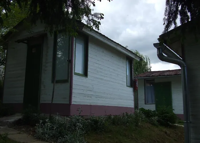 营地 Rempin - Rantin Egyebszallas *